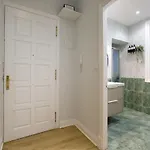 Puerta Del Camino 5 *