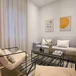 Puerta Del Camino 5 *