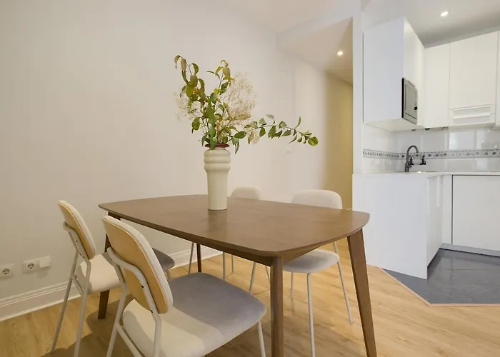 Puerta Del Camino 5 *